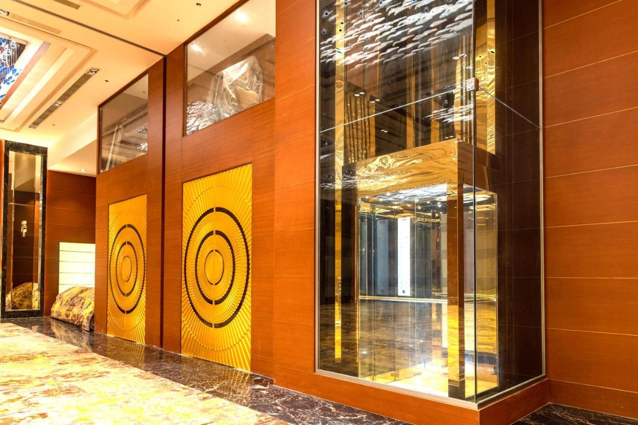 Kay-Em Spectra Hotel Chennai Exterior photo